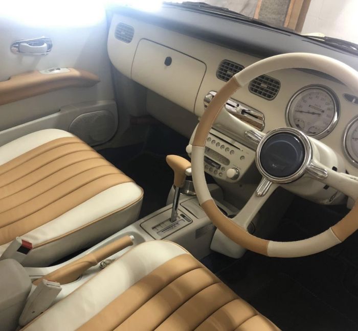 Image of Trinny 2 700